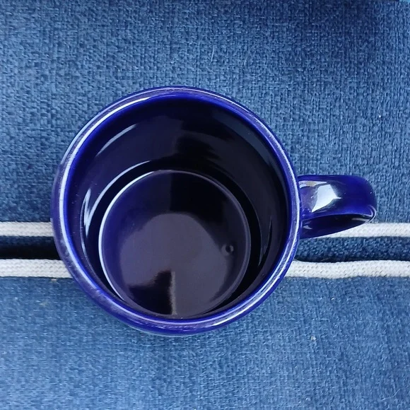 Disney Store Mickey Mouse Hawaii Coffee Mug - Picture 4 of 5